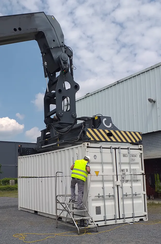 container_realisation_decoupe_lien_services_homepage