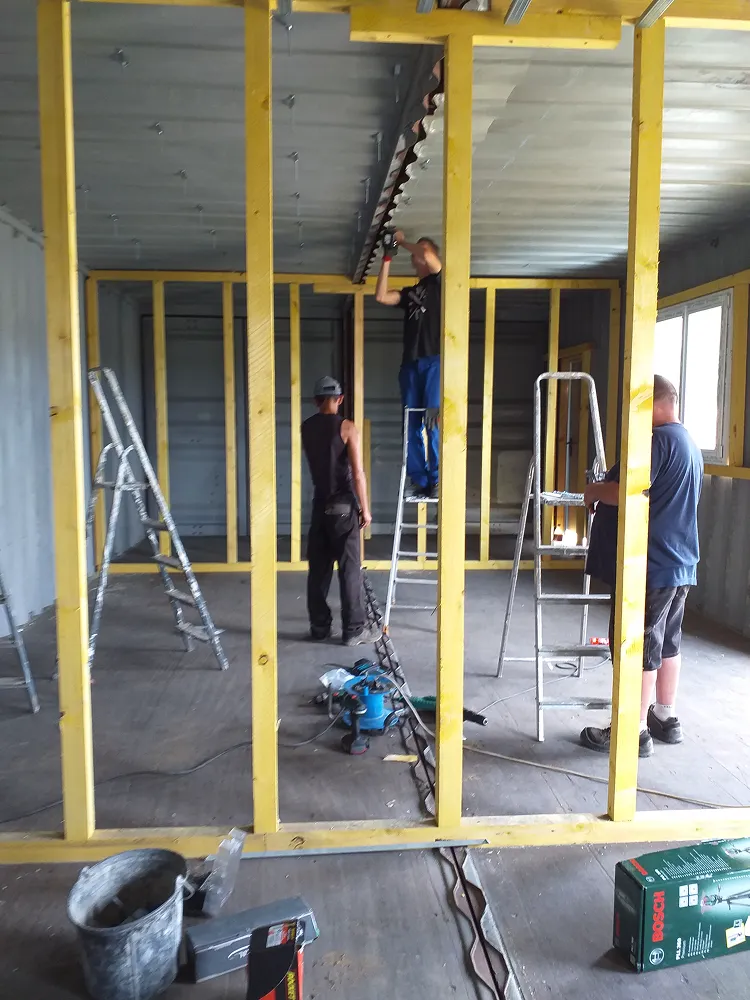 container_realisation_installation_charpente_lien_services_homepage