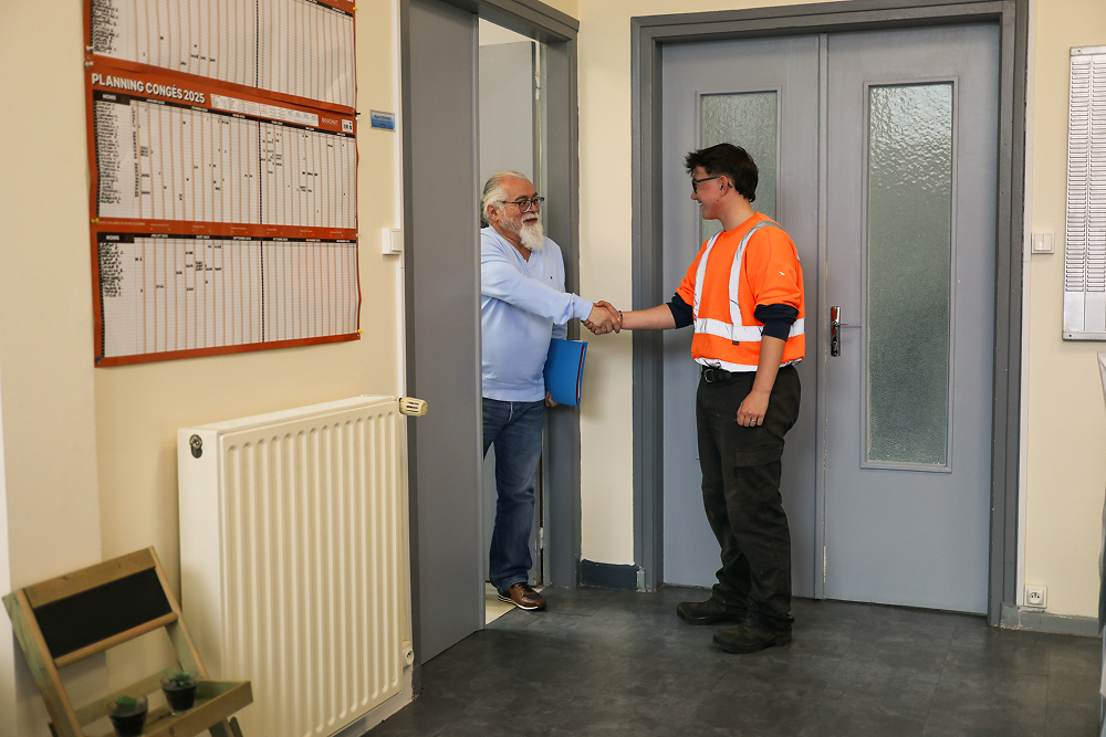 entretien_lien_service_insertion_emploi_container